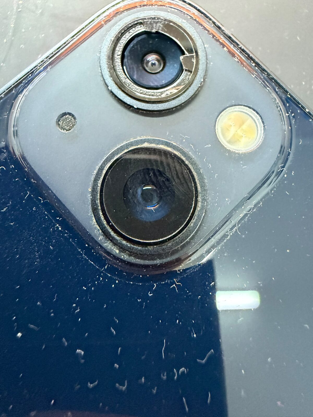 iPhone 13 Kamera-Glas gebrochen – in 20 Minuten repariert